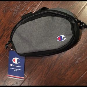 Champion fanny pack men’s. “GREY”